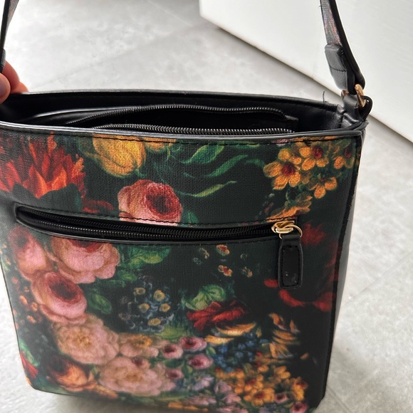 Lovely floral Adrienne Vittadini - Picture 3 of 4